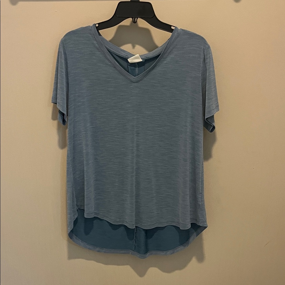 Mod Ref Sky Blue V-Neck Short Sleeve Top